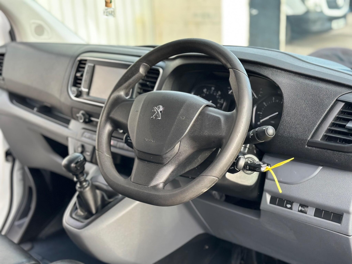 Used Peugeot Expert 2020 for sale - 76562437: Photo 9