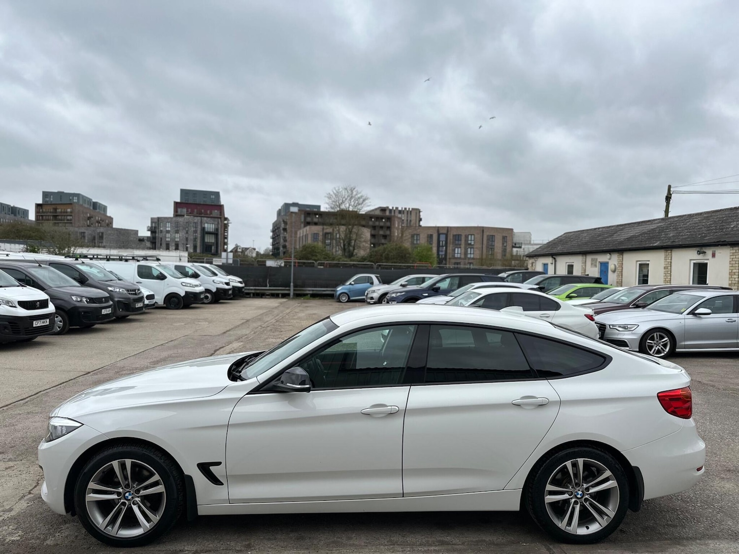 Used BMW 3 Series Gran Turismo 2014 for sale - 78048123: Photo 16