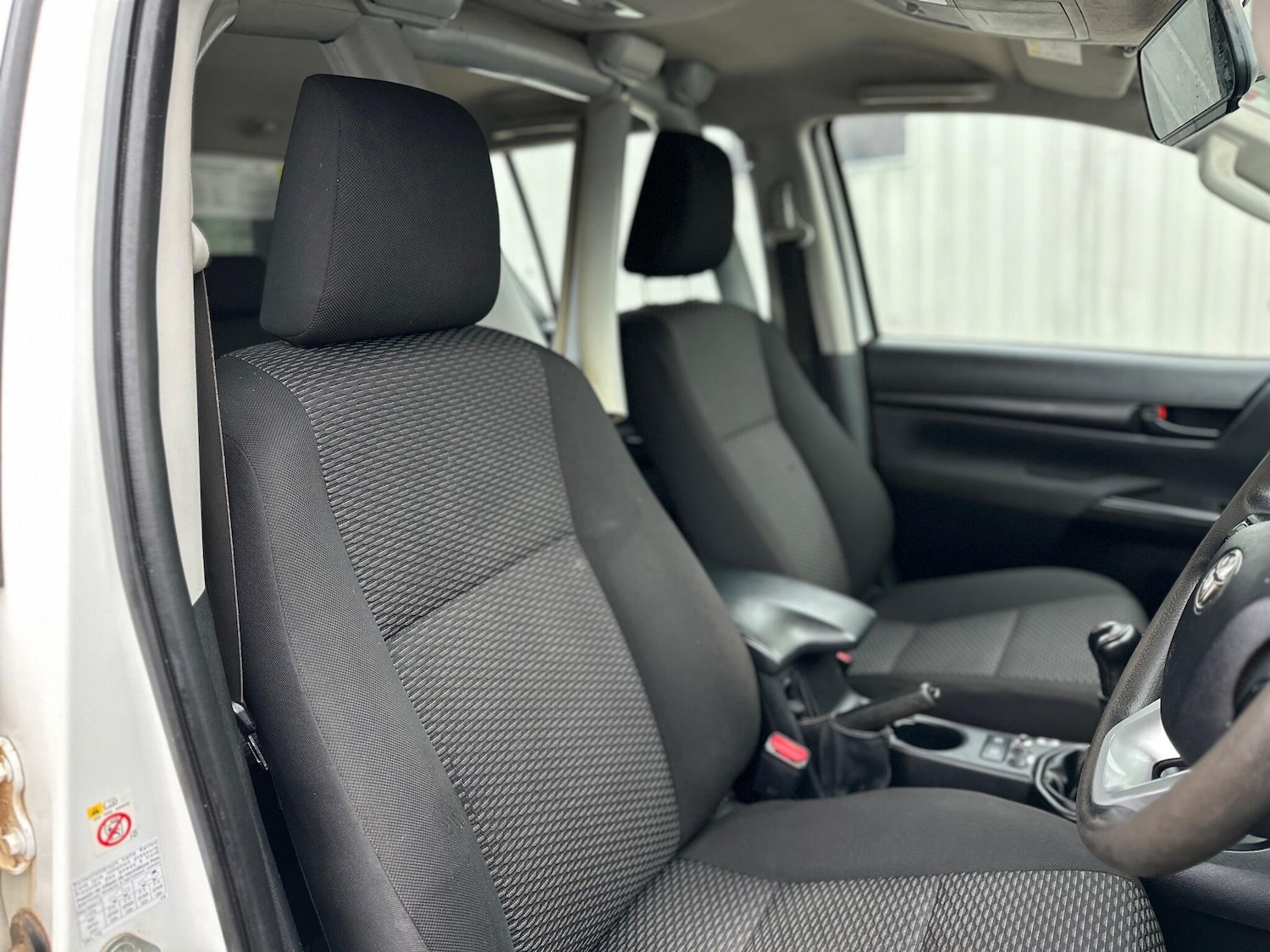 Used Toyota Hilux for sale - 77291294: Photo 30