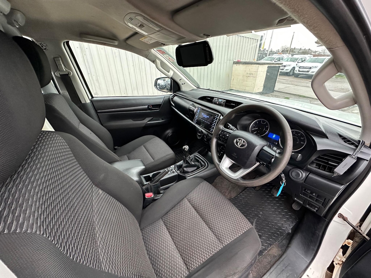 Used Toyota Hilux for sale - 77291294: Photo 33