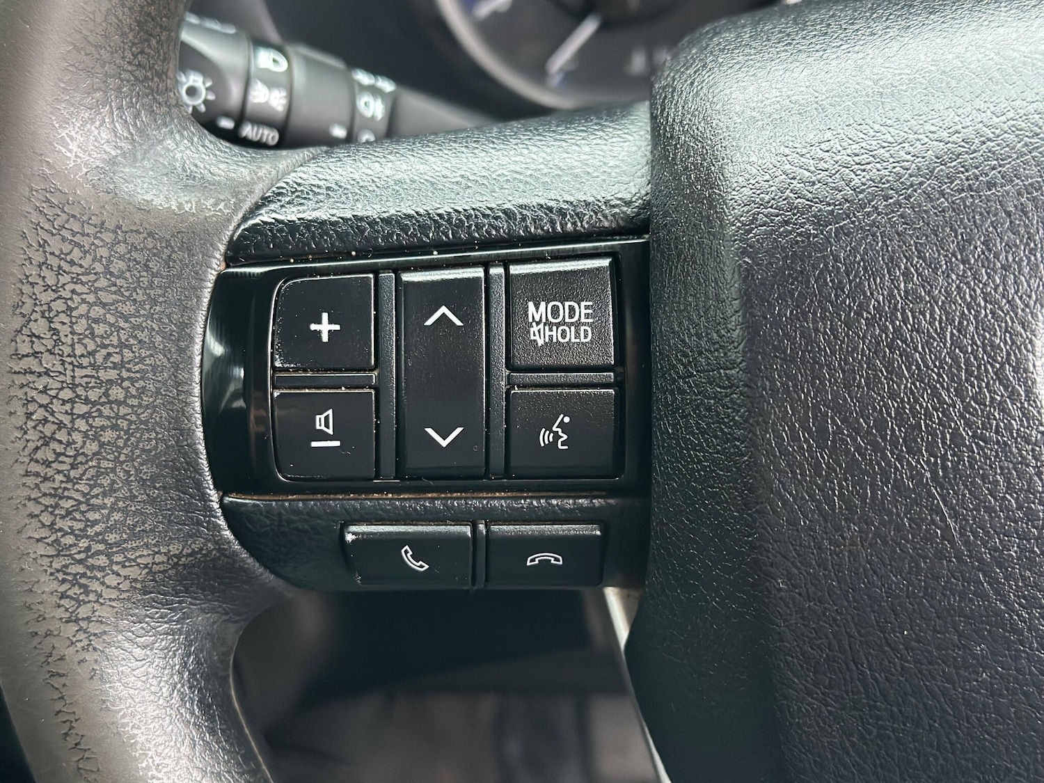 Used Toyota Hilux for sale - 77291294: Photo 34