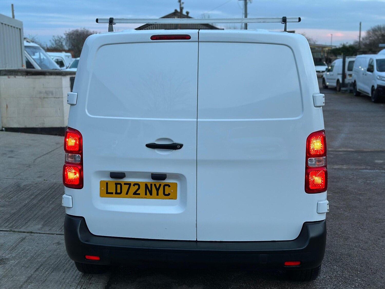 Used Citroen Dispatch 2022 for sale - 77396134: Photo 18