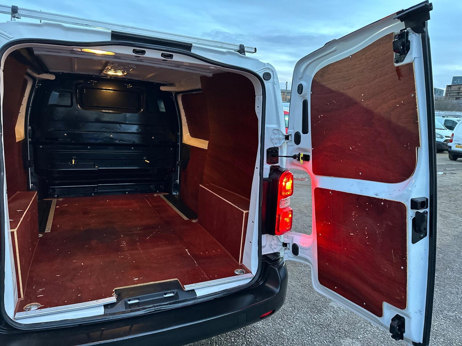 Used Citroen Dispatch 2022 for sale - 77396134: Photo 40