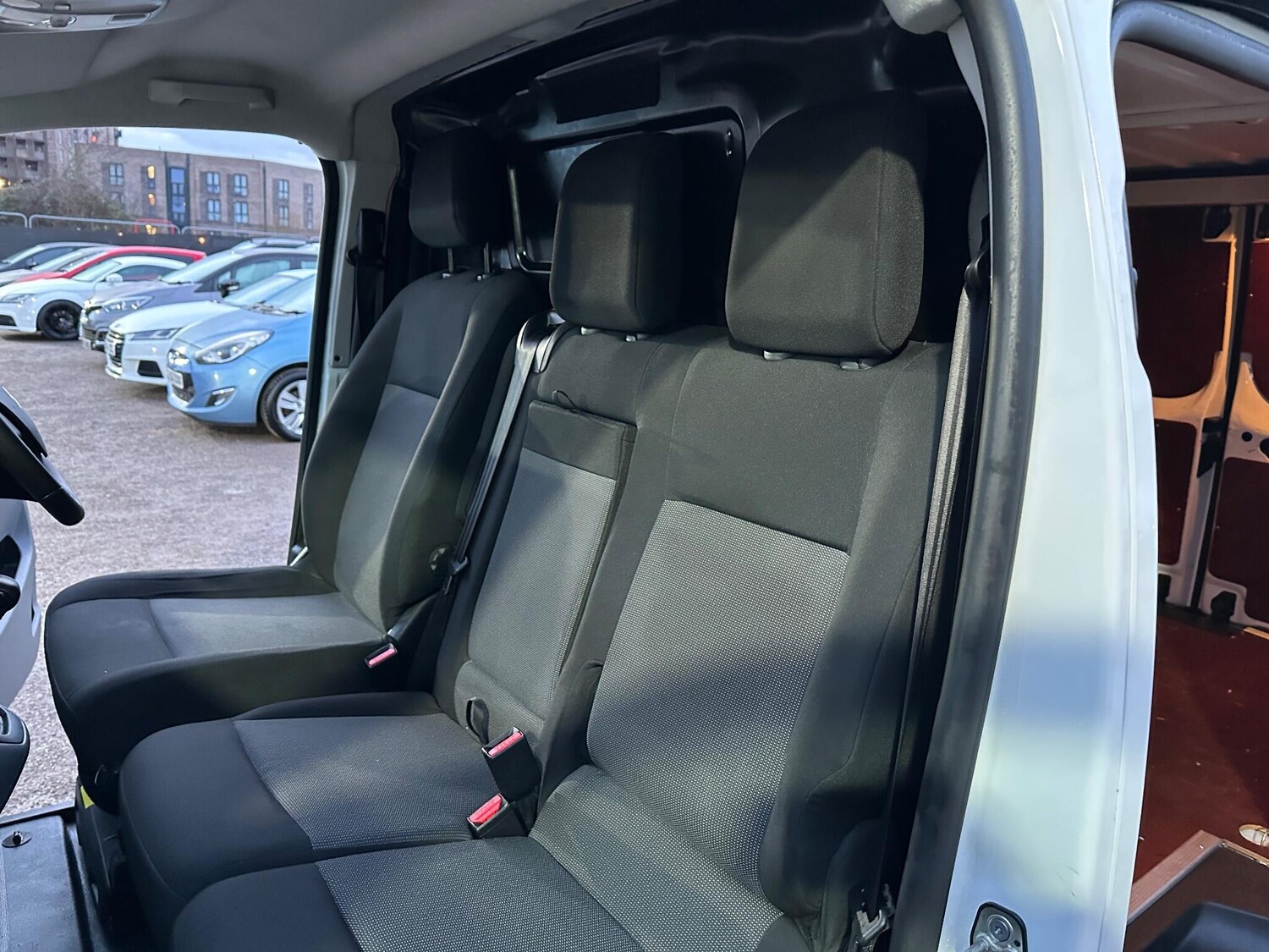 Used Citroen Dispatch 2022 for sale - 77396134: Photo 51