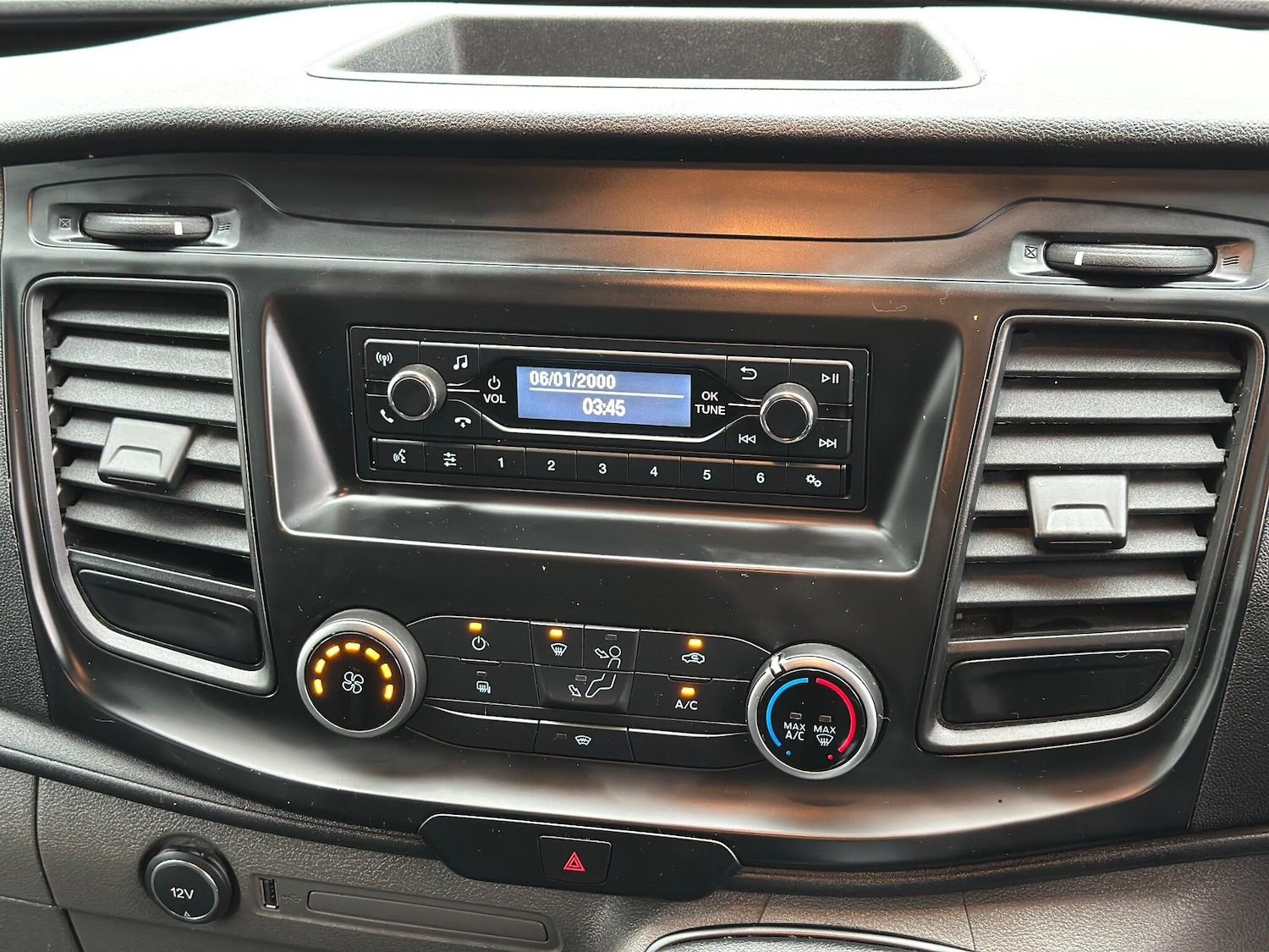 Used Ford Transit Custom 2018 for sale - 76990949: Photo 44