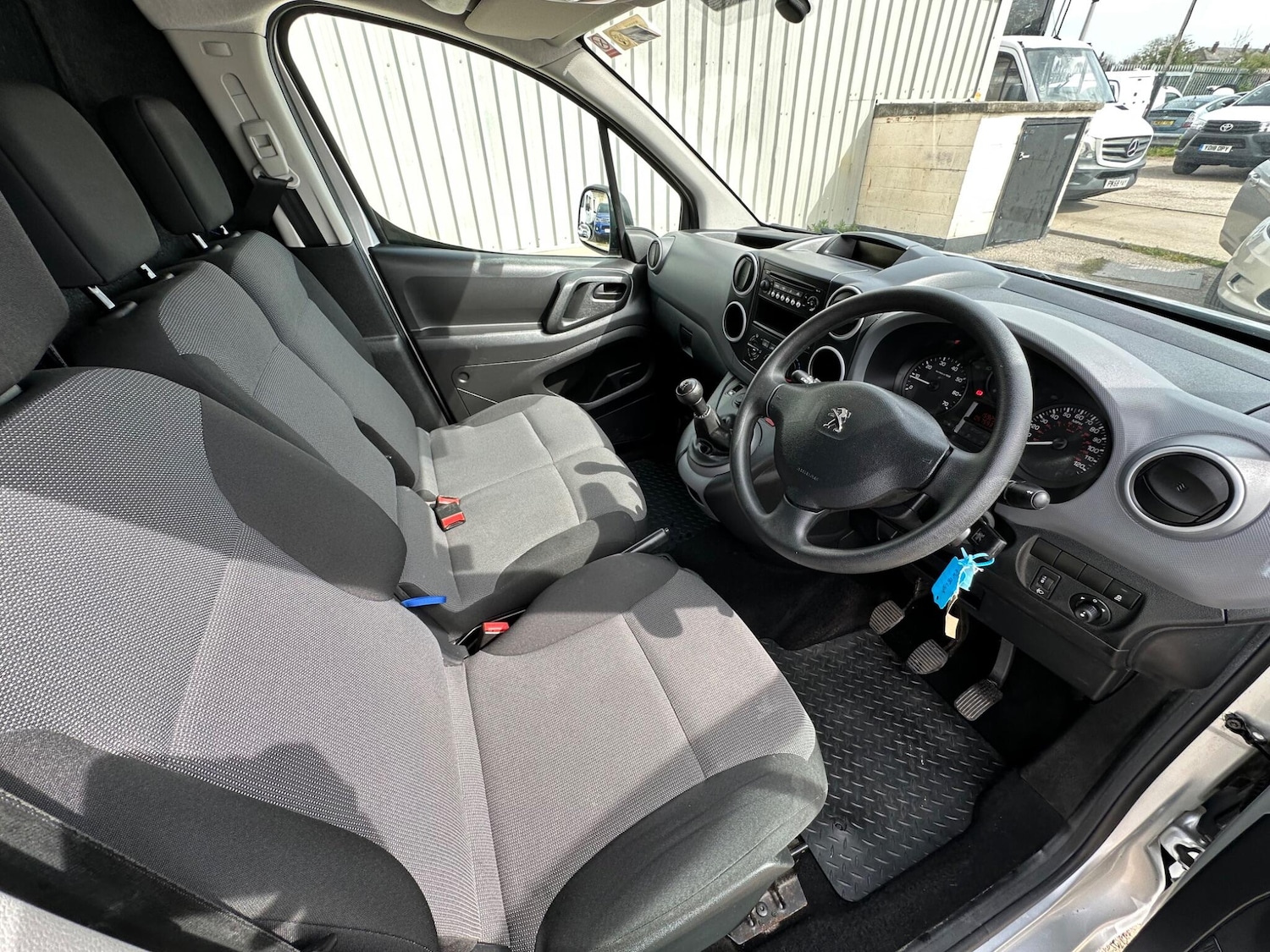 Used Peugeot Partner for sale - 78184965: Photo 31