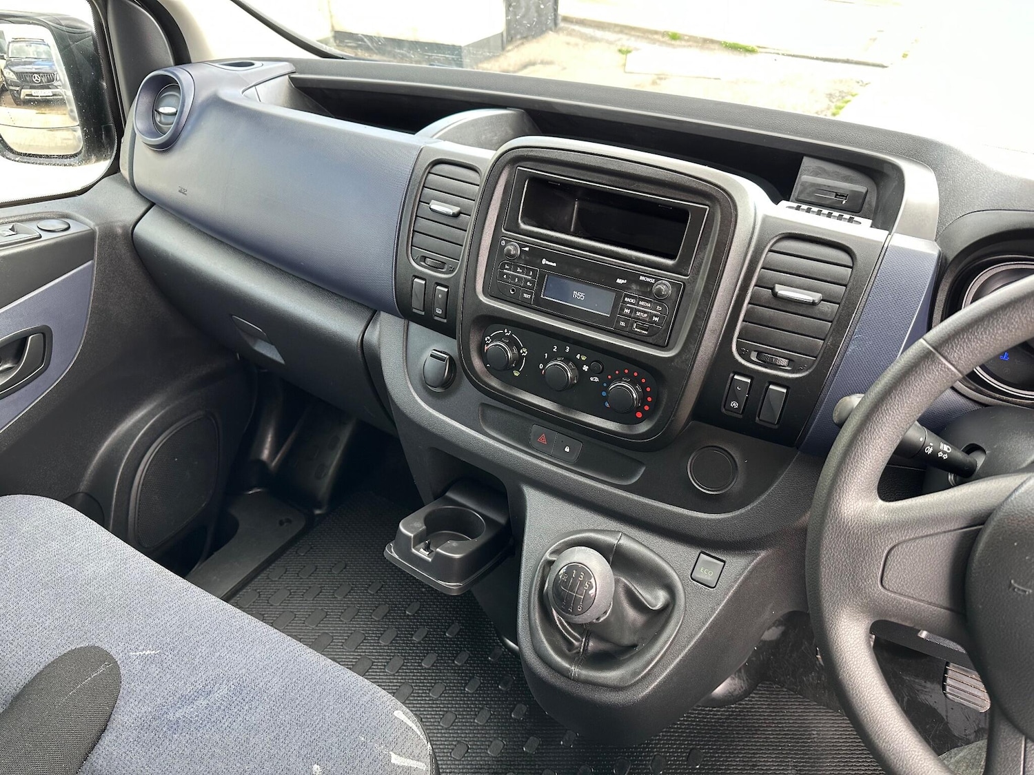 Used Vauxhall Vivaro 2016 for sale - 76060911: Photo 12