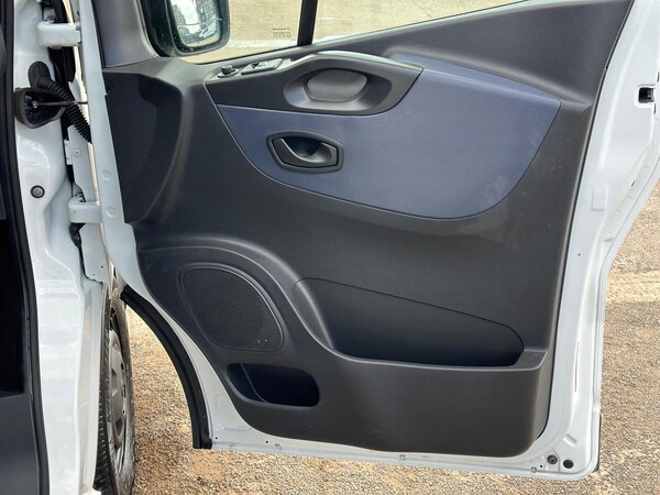 Used Vauxhall Vivaro 2016 for sale - 76060911: Photo 31