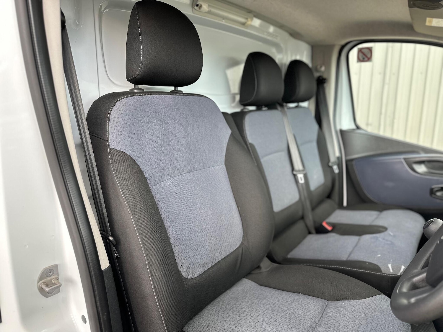 Used Vauxhall Vivaro 2016 for sale - 76060911: Photo 34