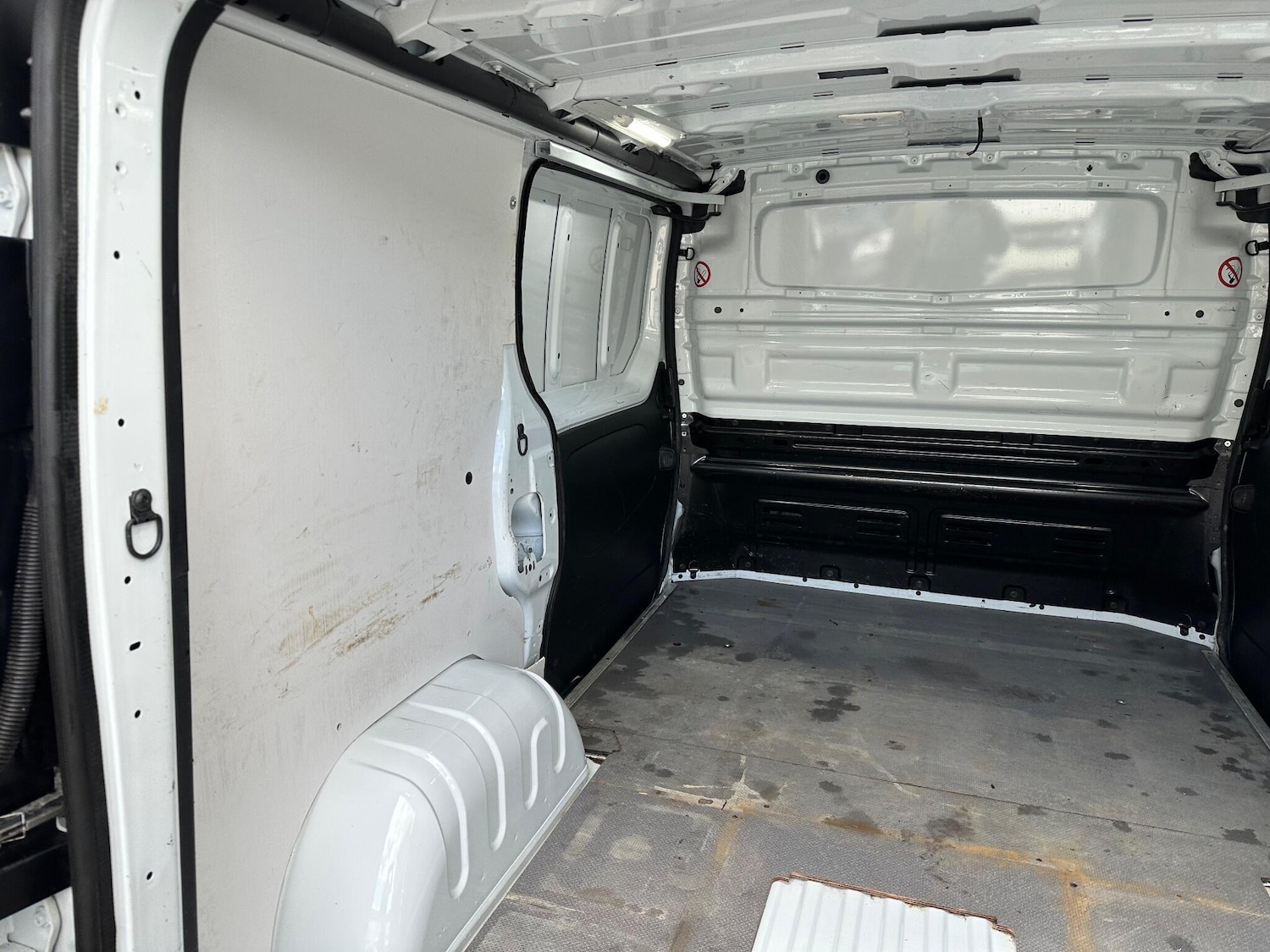 Used Vauxhall Vivaro 2016 for sale - 76060911: Photo 45