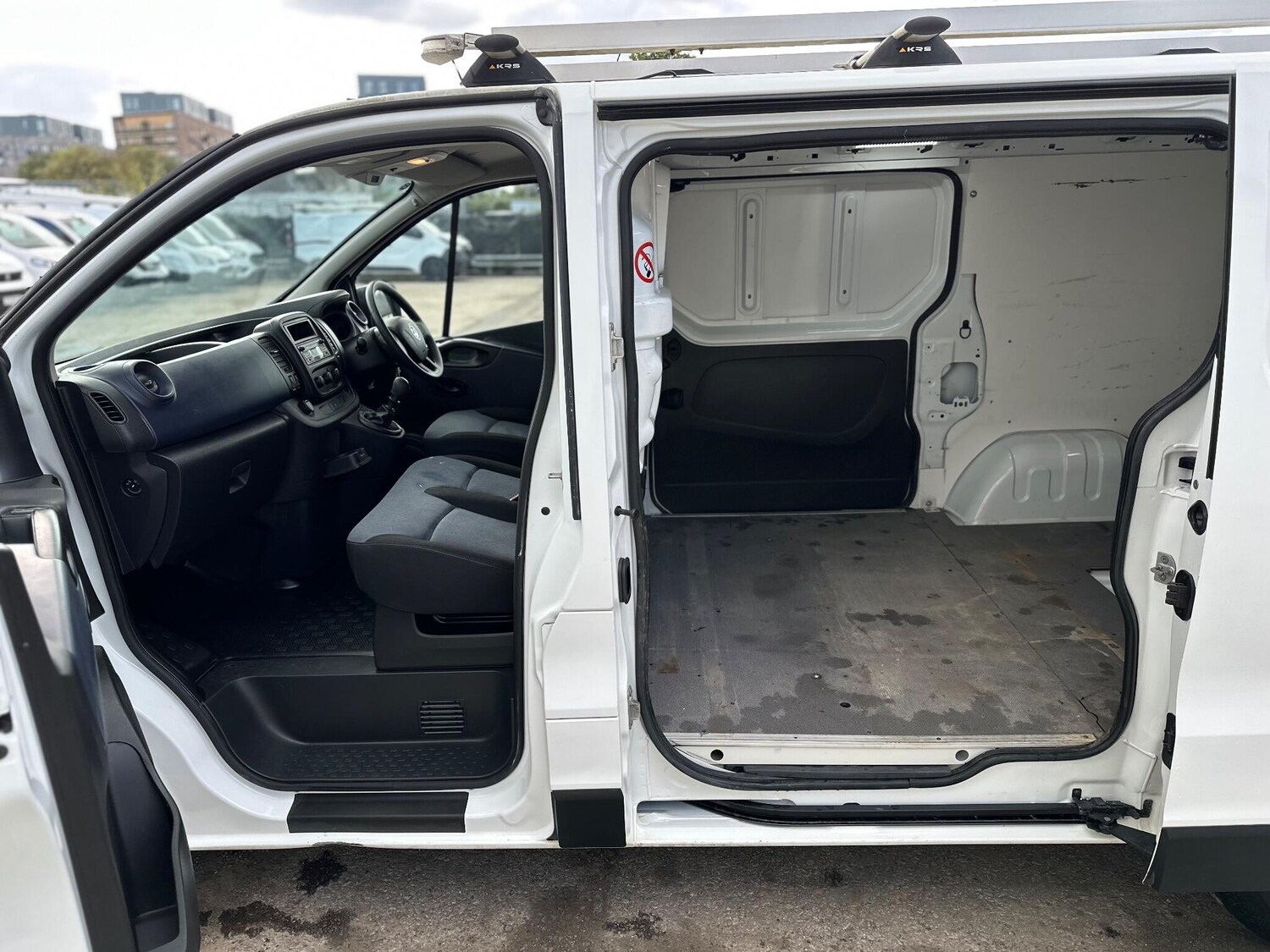 Used Vauxhall Vivaro 2016 for sale - 76060911: Photo 51