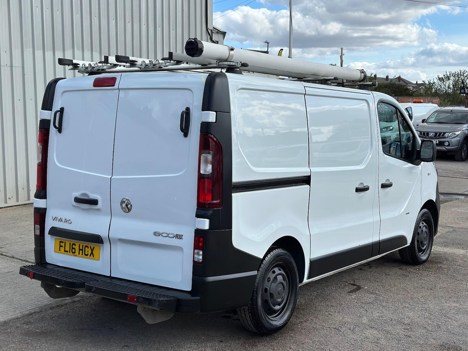 Used Vauxhall Vivaro 2016 for sale - 76060911: Photo 7
