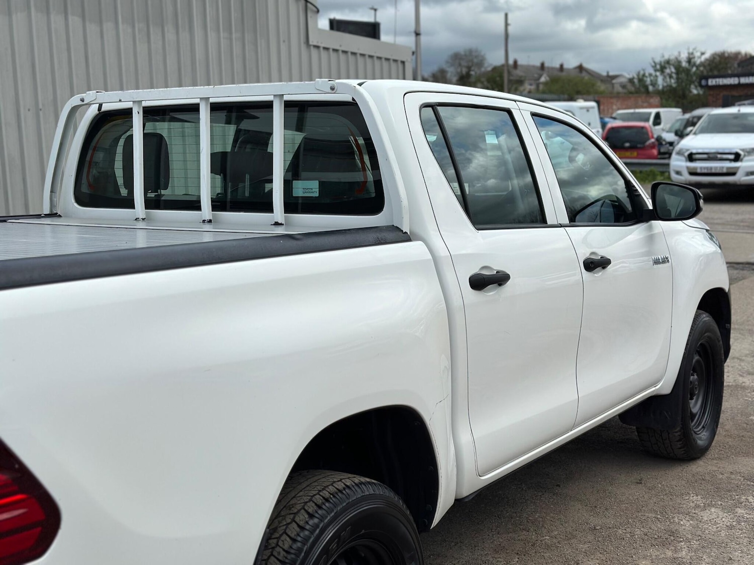 Used Toyota Hilux for sale - 78135770: Photo 32