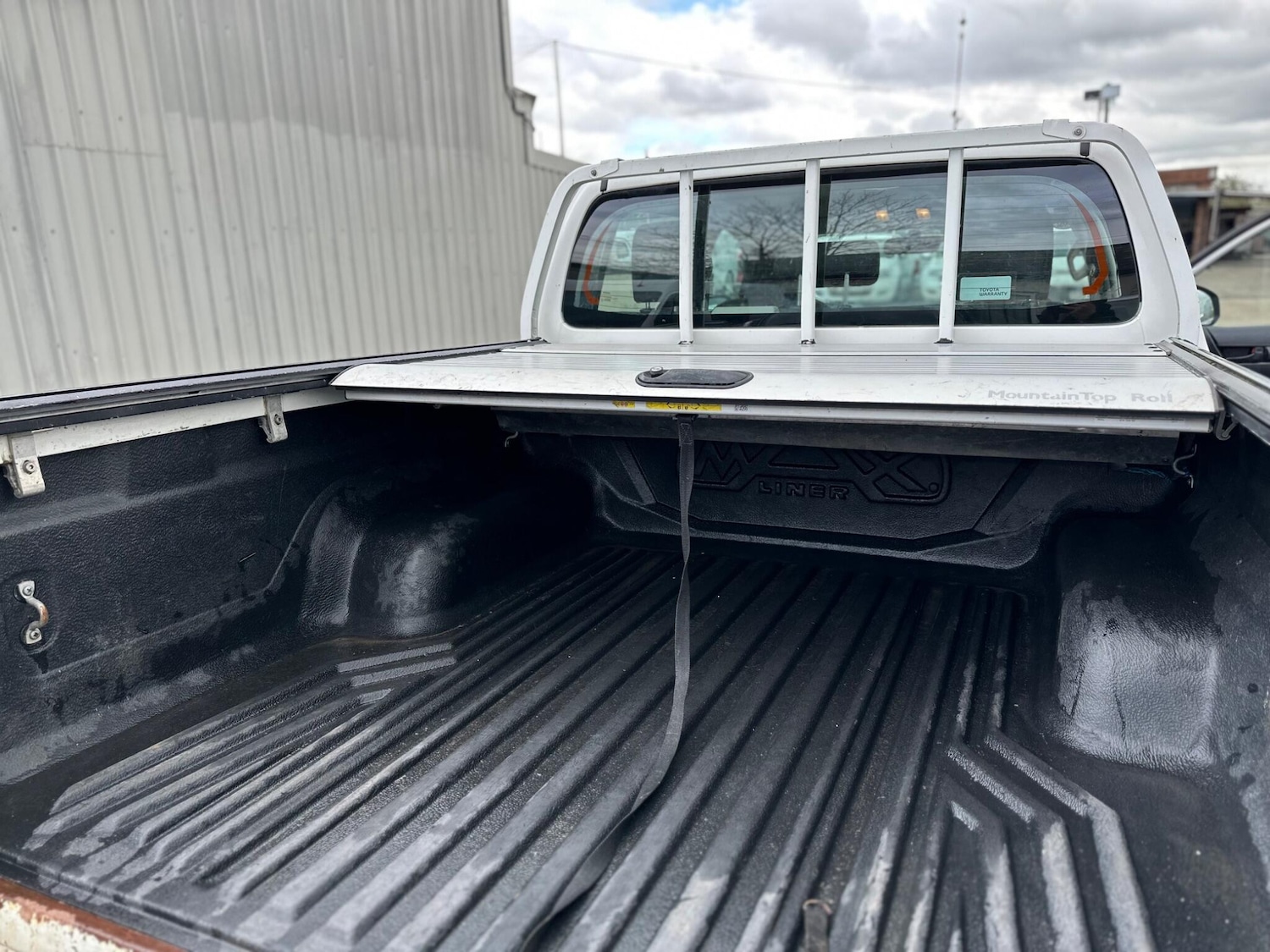 Used Toyota Hilux for sale - 78135770: Photo 48