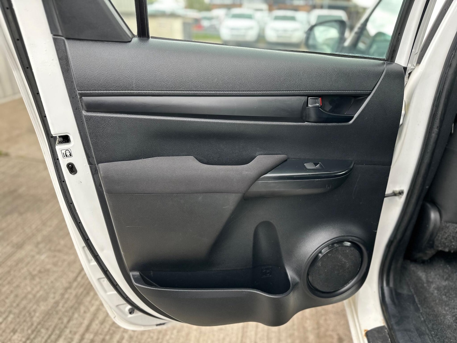 Used Toyota Hilux for sale - 78135770: Photo 49