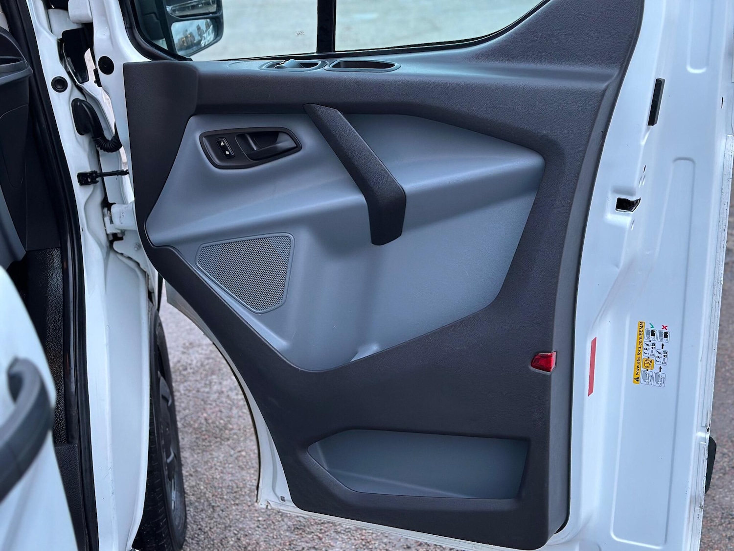 Used Ford Transit Custom 2016 for sale - 77305594: Photo 26