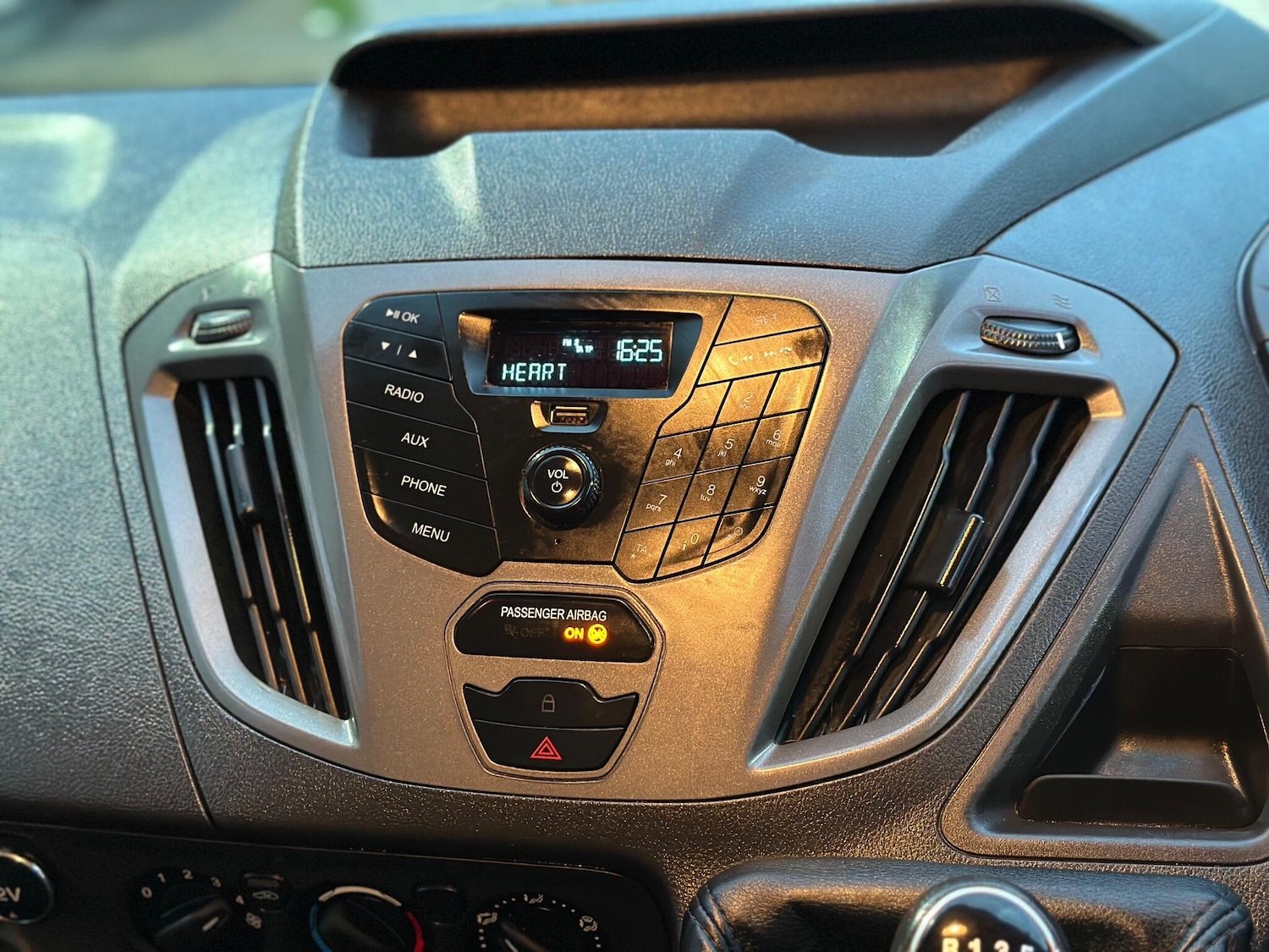 Used Ford Transit Custom 2016 for sale - 77305594: Photo 37