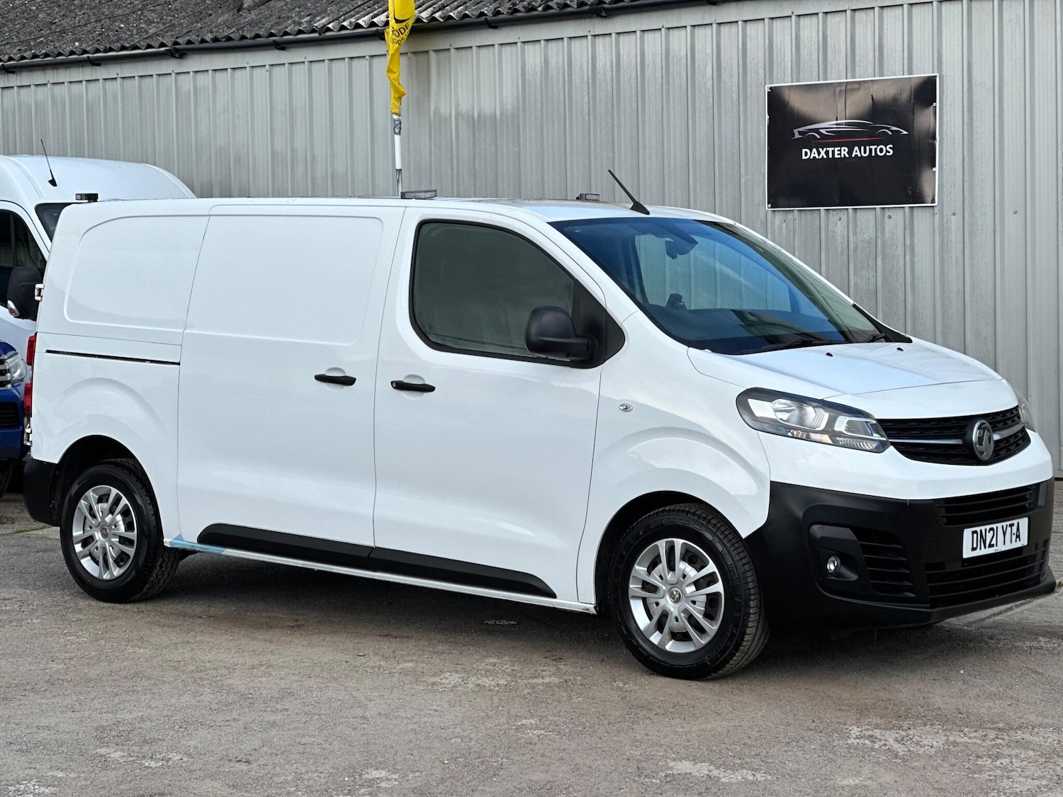 Used Vauxhall Vivaro for sale - 78057764: Photo 1