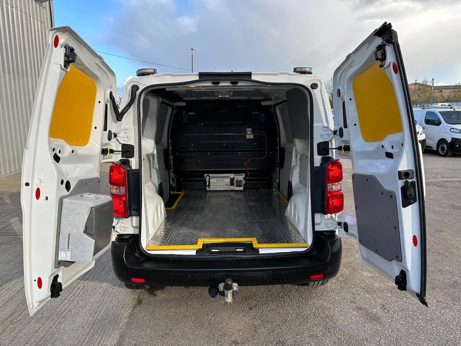 Used Vauxhall Vivaro for sale - 78057764: Photo 17