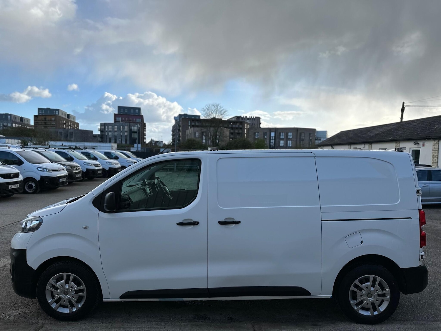 Used Vauxhall Vivaro for sale - 78057764: Photo 24