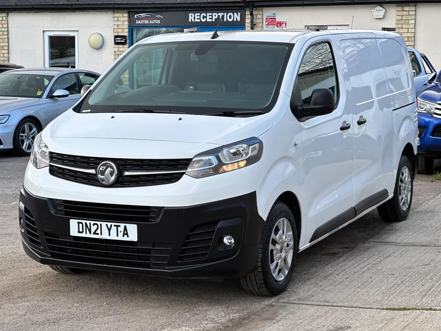 Used Vauxhall Vivaro for sale - 78057764: Photo 3