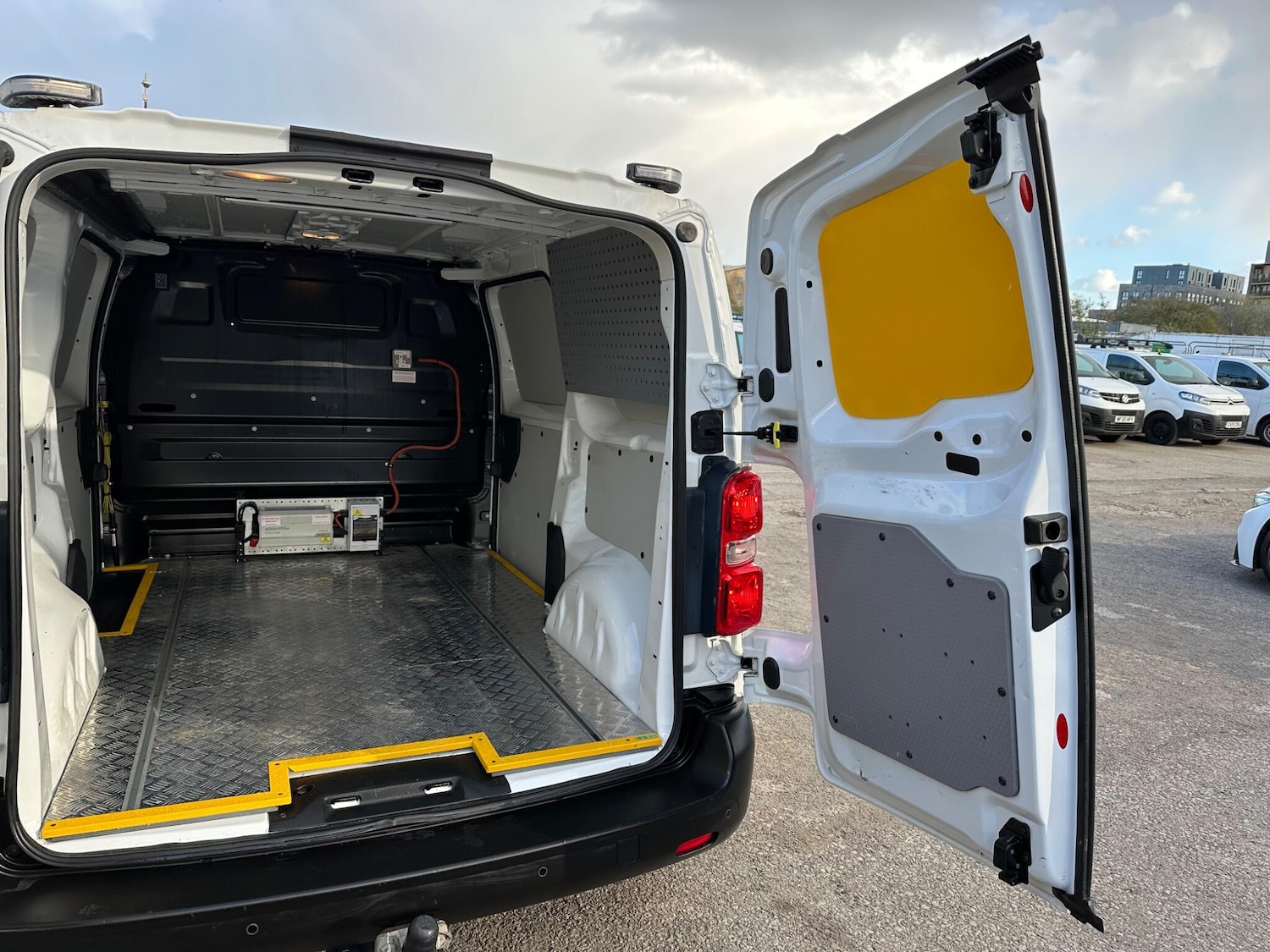 Used Vauxhall Vivaro for sale - 78057764: Photo 51