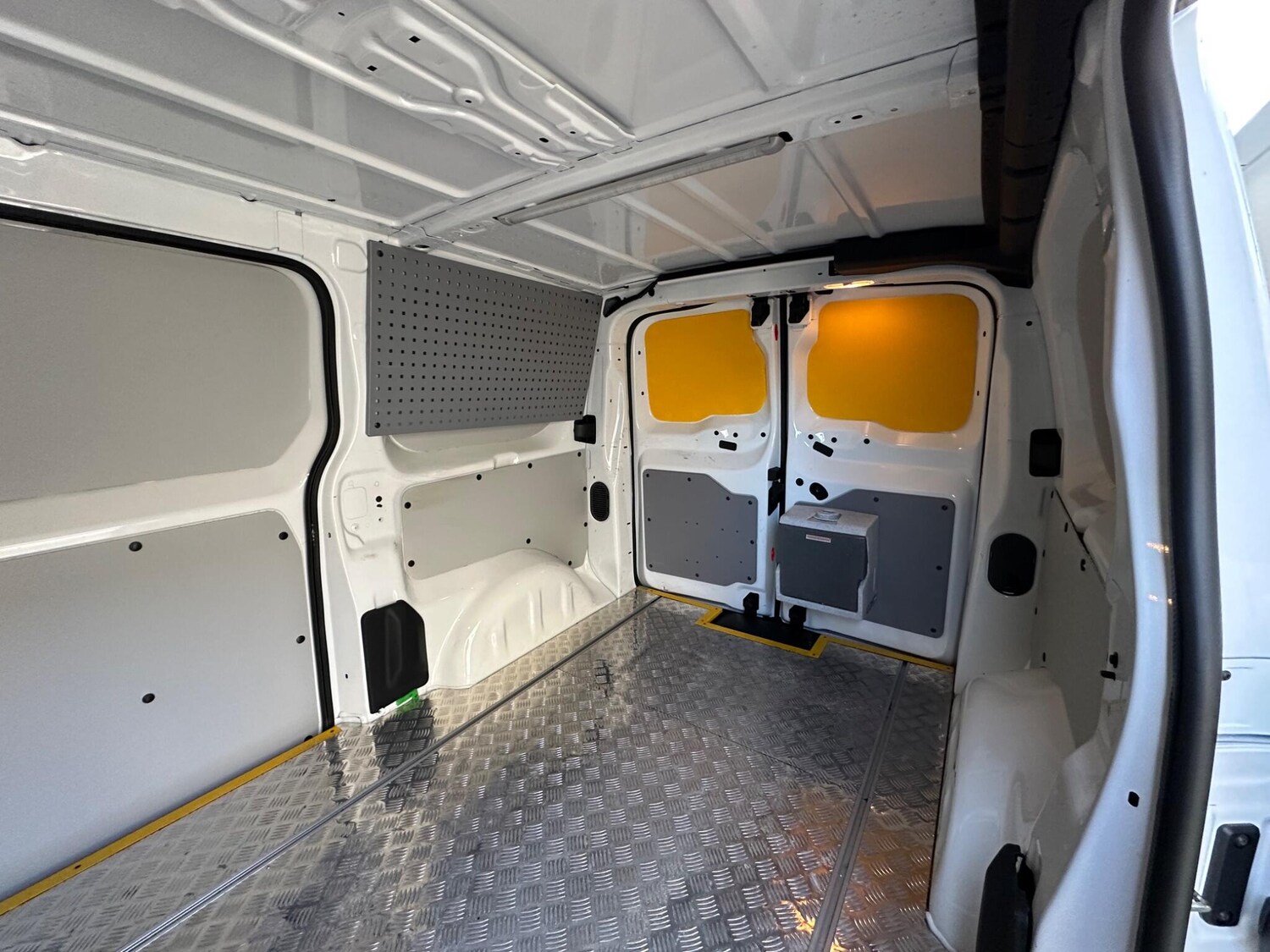 Used Vauxhall Vivaro for sale - 78057764: Photo 54