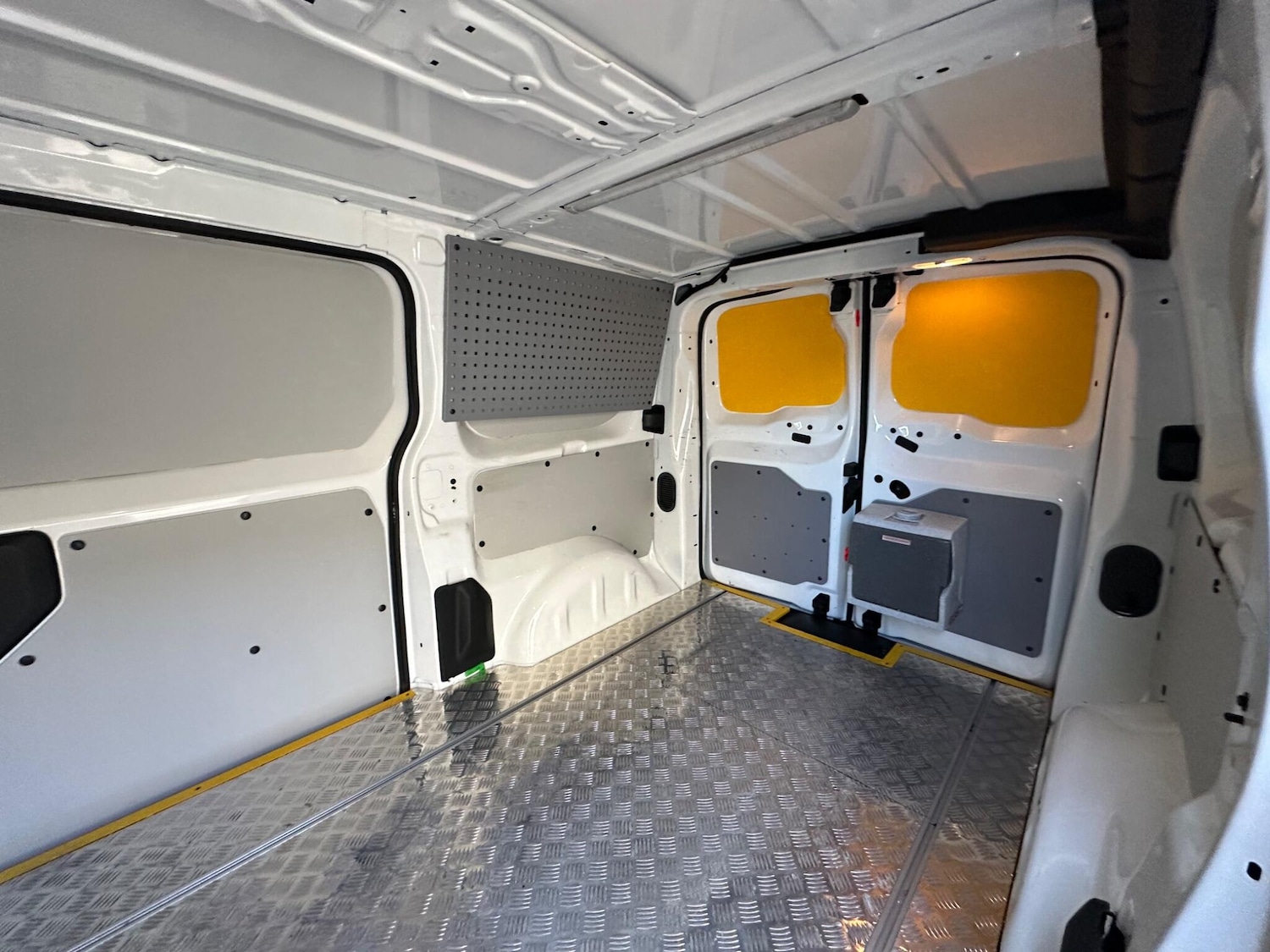 Used Vauxhall Vivaro for sale - 78057764: Photo 56