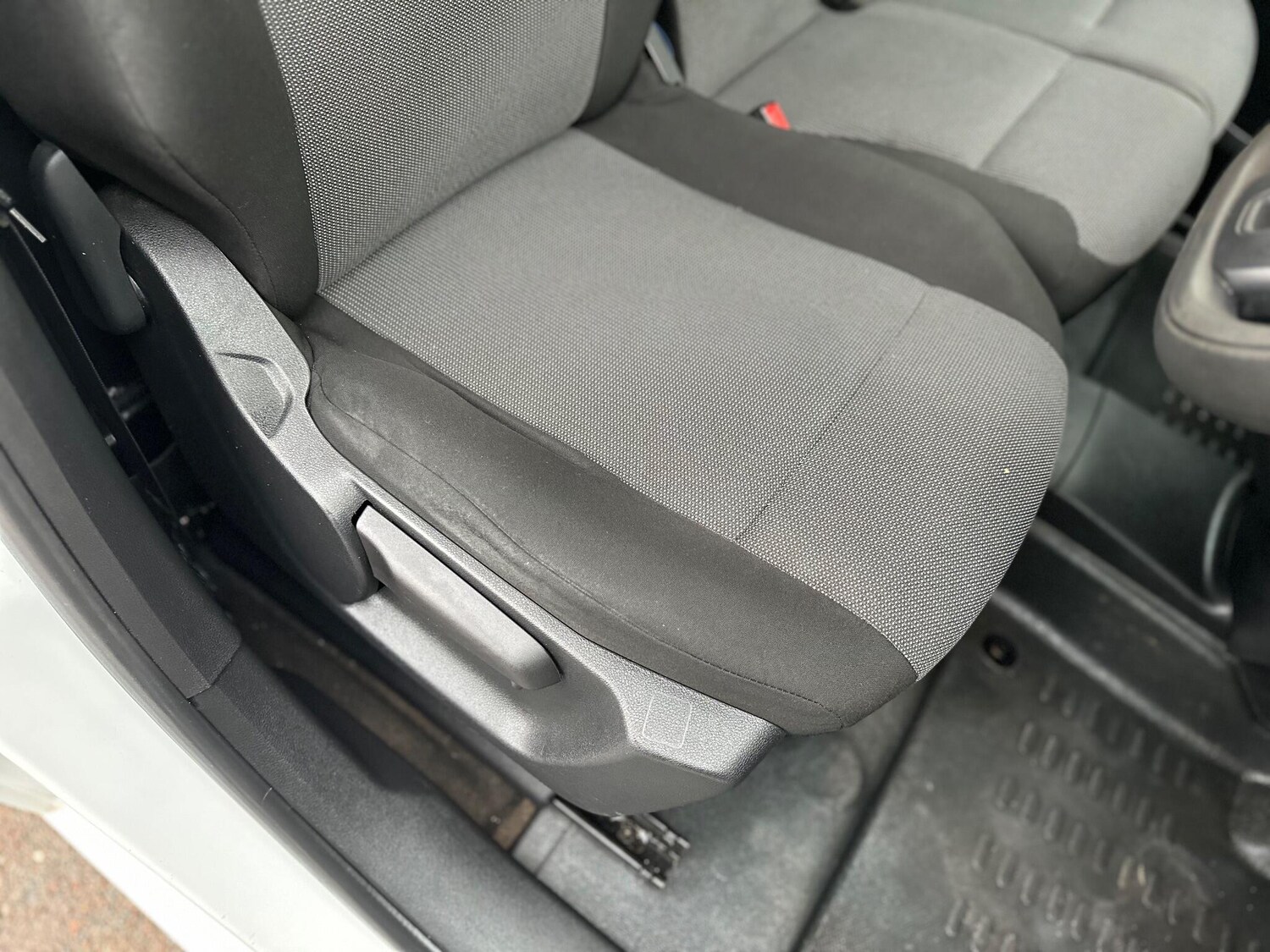 Used Citroen Berlingo 2019 for sale - 77909479: Photo 30