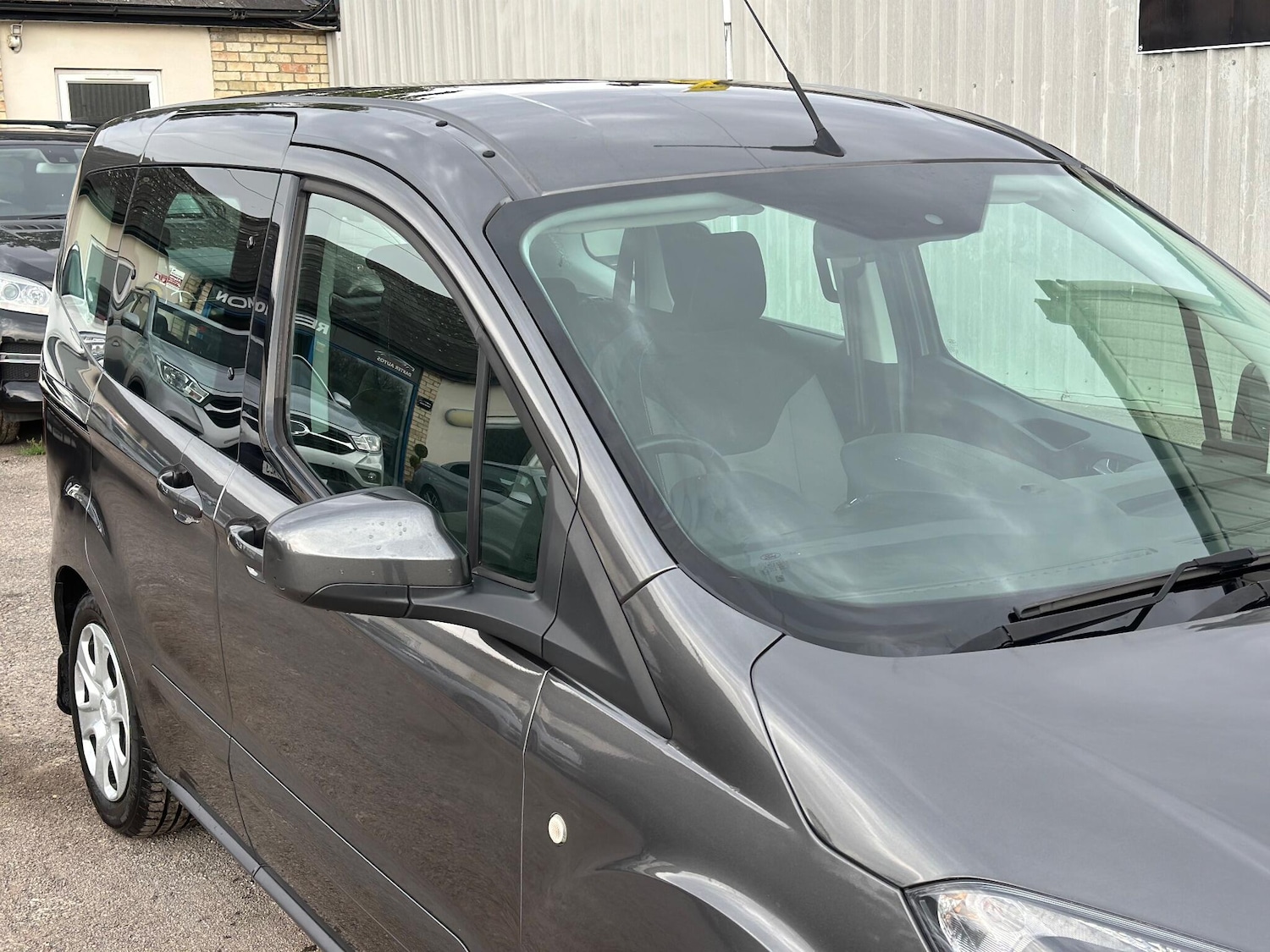 Used Ford Tourneo Courier 2019 for sale - 76521697: Photo 24