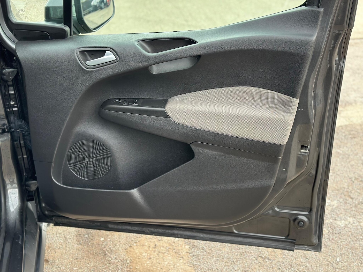 Used Ford Tourneo Courier 2019 for sale - 76521697: Photo 31