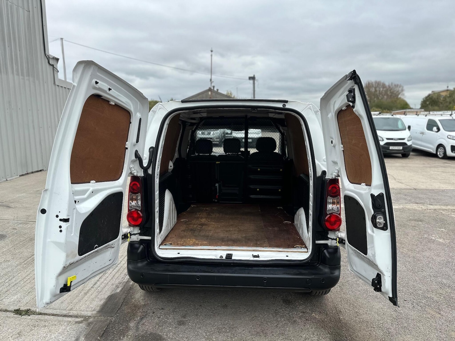 Used Citroen Berlingo 2014 for sale - 76094555: Photo 35