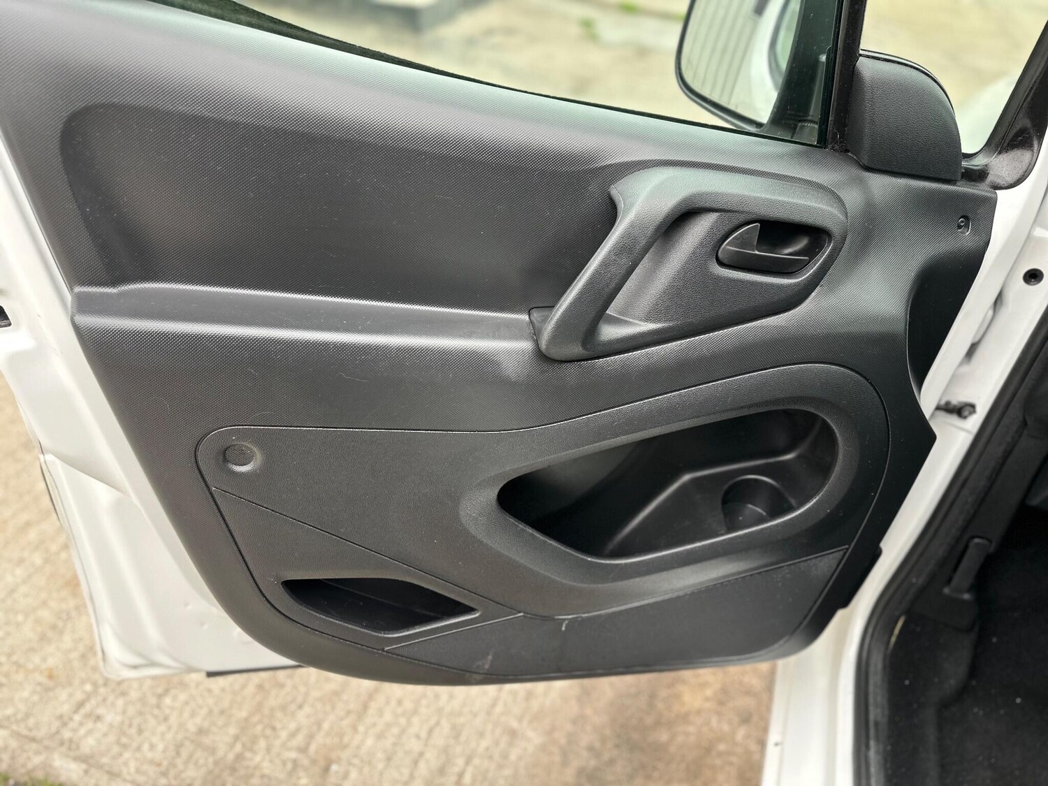 Used Citroen Berlingo 2014 for sale - 76094555: Photo 44