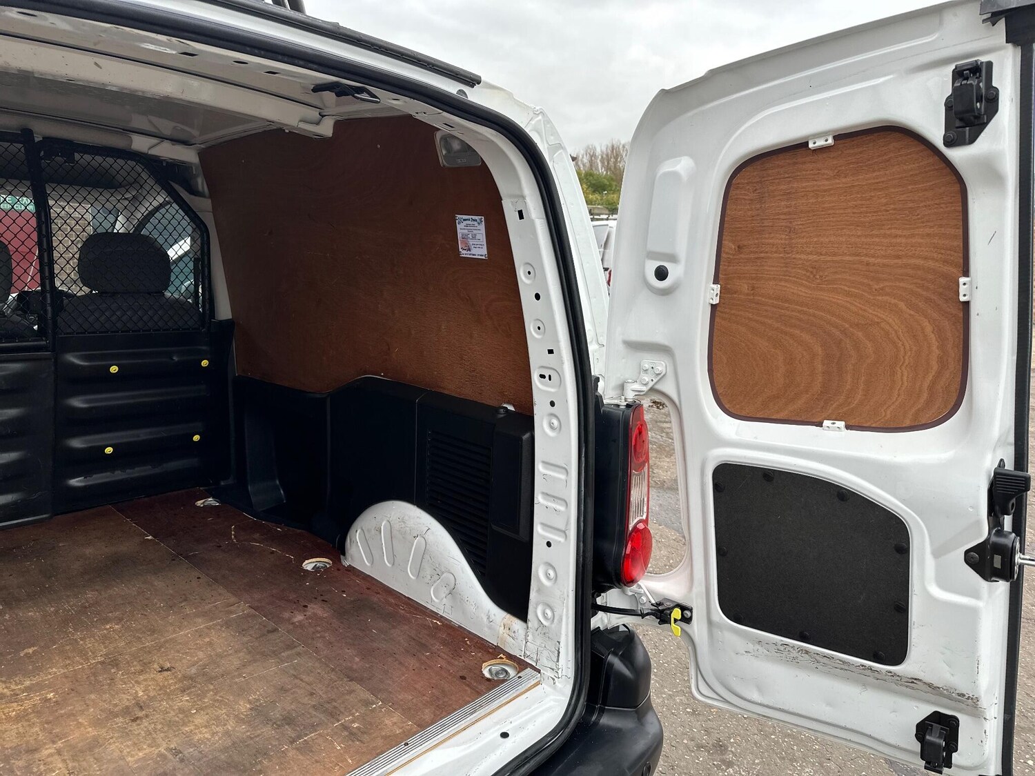 Used Citroen Berlingo 2014 for sale - 76094555: Photo 51