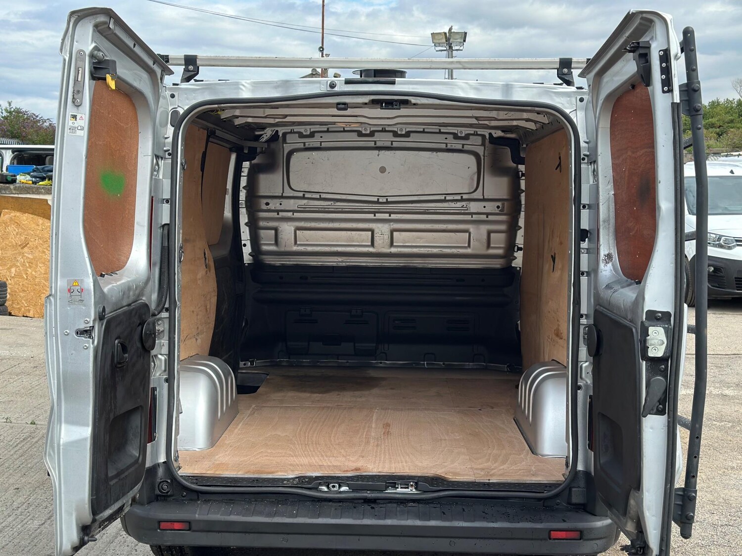 Vehicle 33