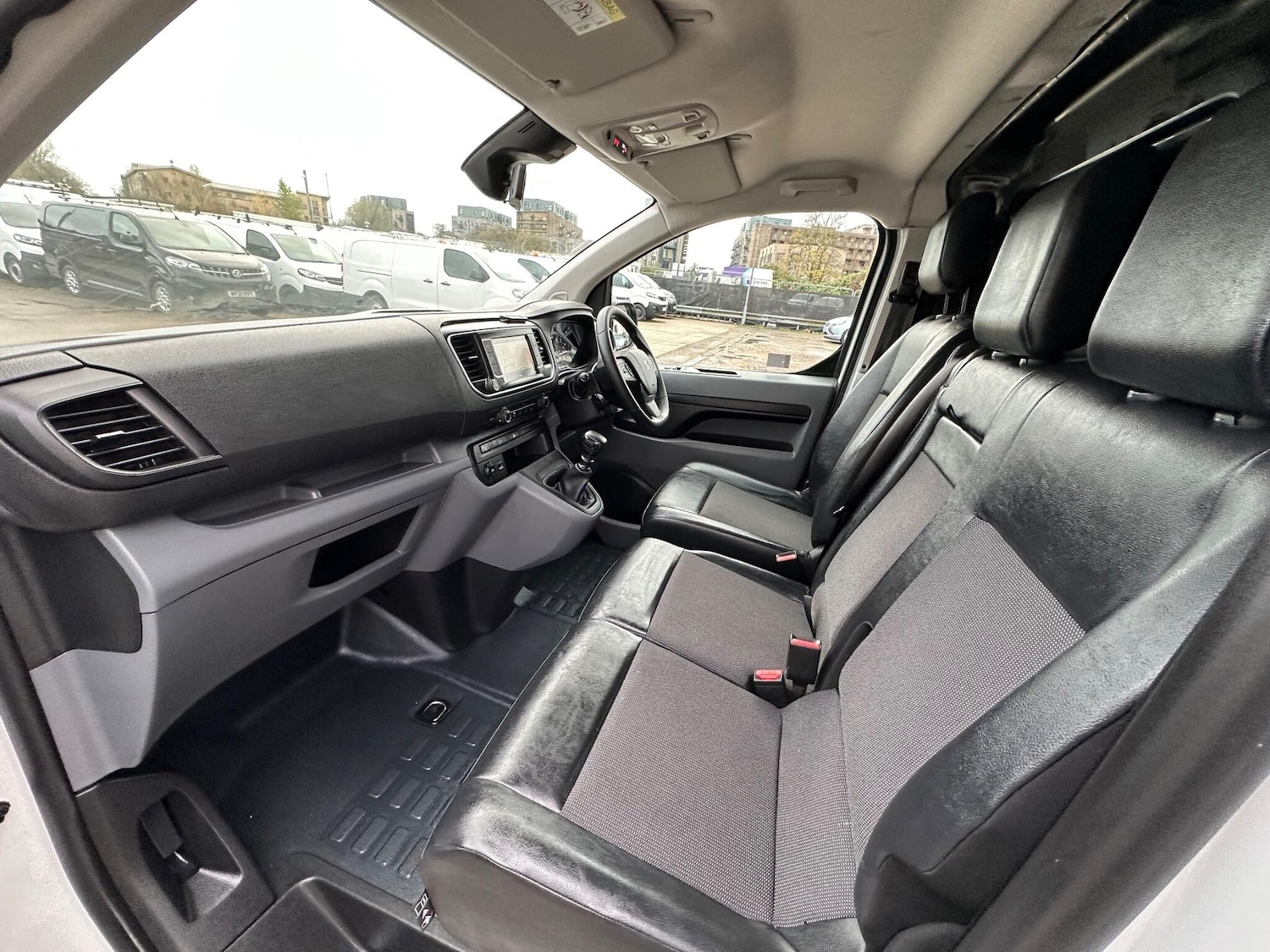 Used Peugeot Expert 2021 for sale - 76689384: Photo 54