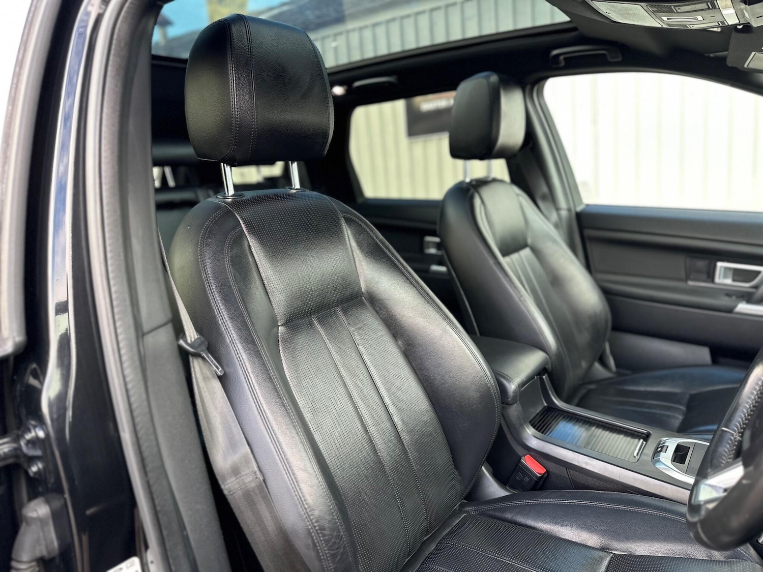 Used Land Rover Discovery Sport 2016 for sale - 75941706: Photo 33