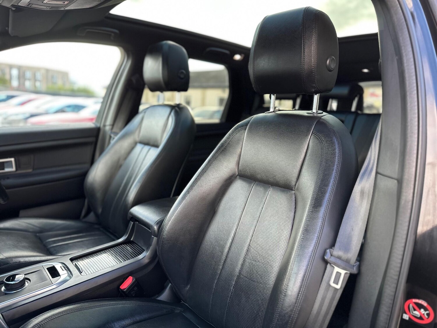 Used Land Rover Discovery Sport 2016 for sale - 75941706: Photo 65