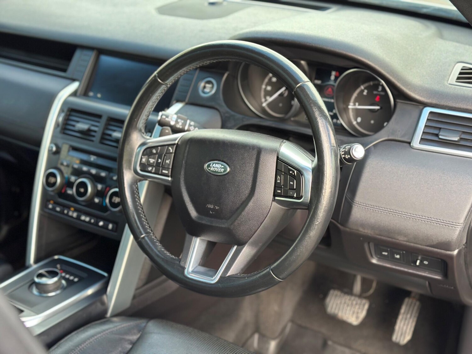 Used Land Rover Discovery Sport 2016 for sale - 75941706: Photo 9