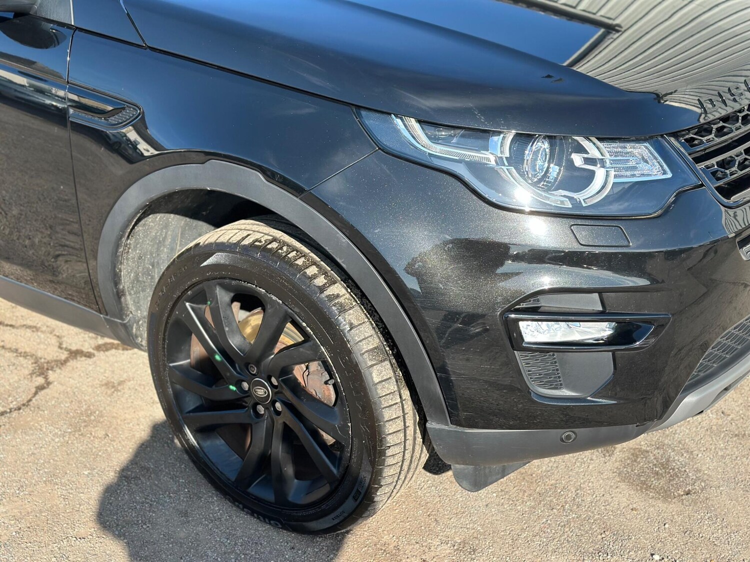 Used Land Rover Discovery Sport 2016 for sale - 77550598: Photo 25