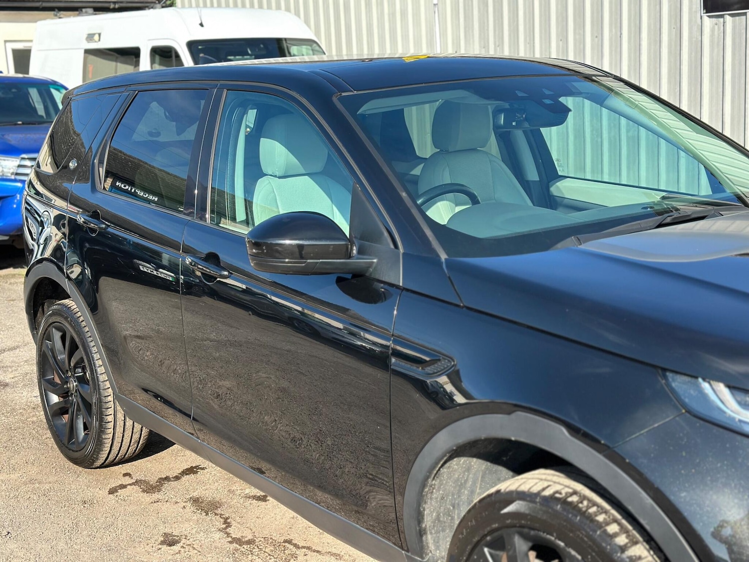 Used Land Rover Discovery Sport 2016 for sale - 77550598: Photo 26