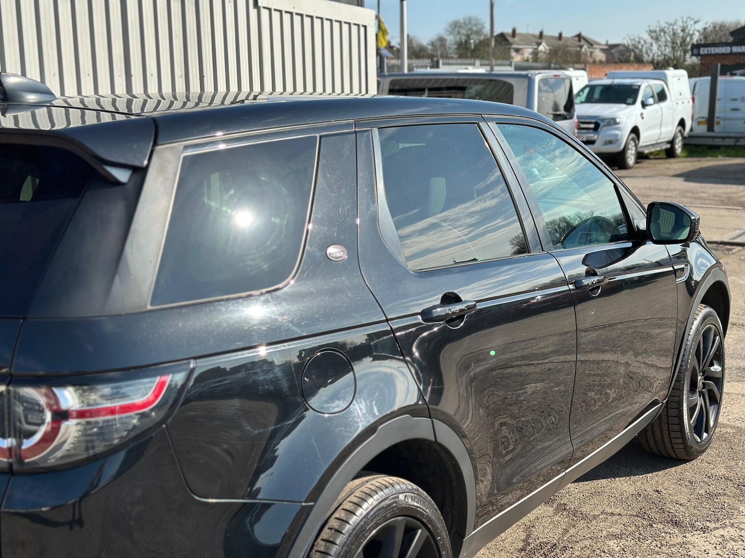 Used Land Rover Discovery Sport 2016 for sale - 77550598: Photo 31