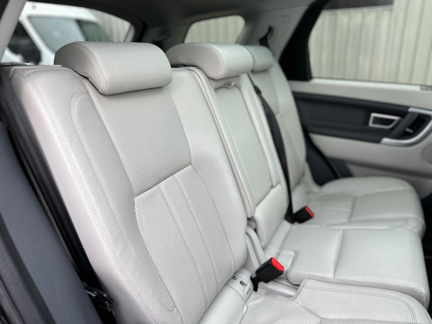 Used Land Rover Discovery Sport 2016 for sale - 77550598: Photo 52