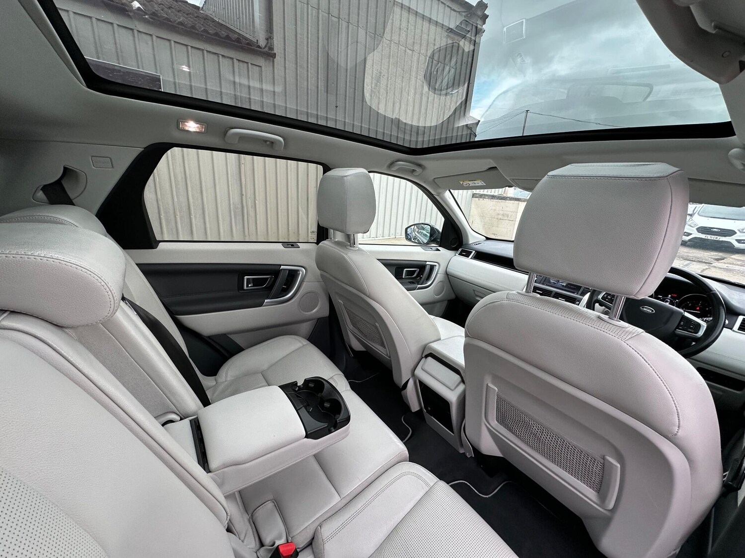 Used Land Rover Discovery Sport 2016 for sale - 77550598: Photo 55