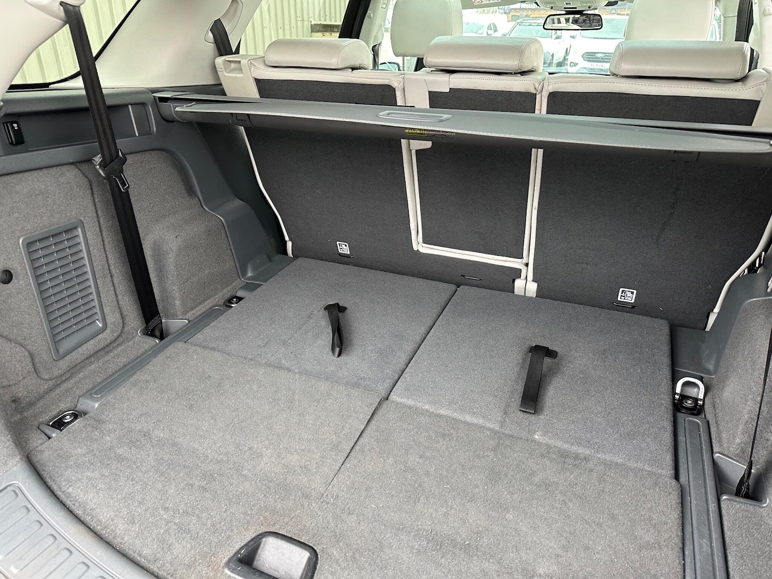 Used Land Rover Discovery Sport 2016 for sale - 77550598: Photo 65