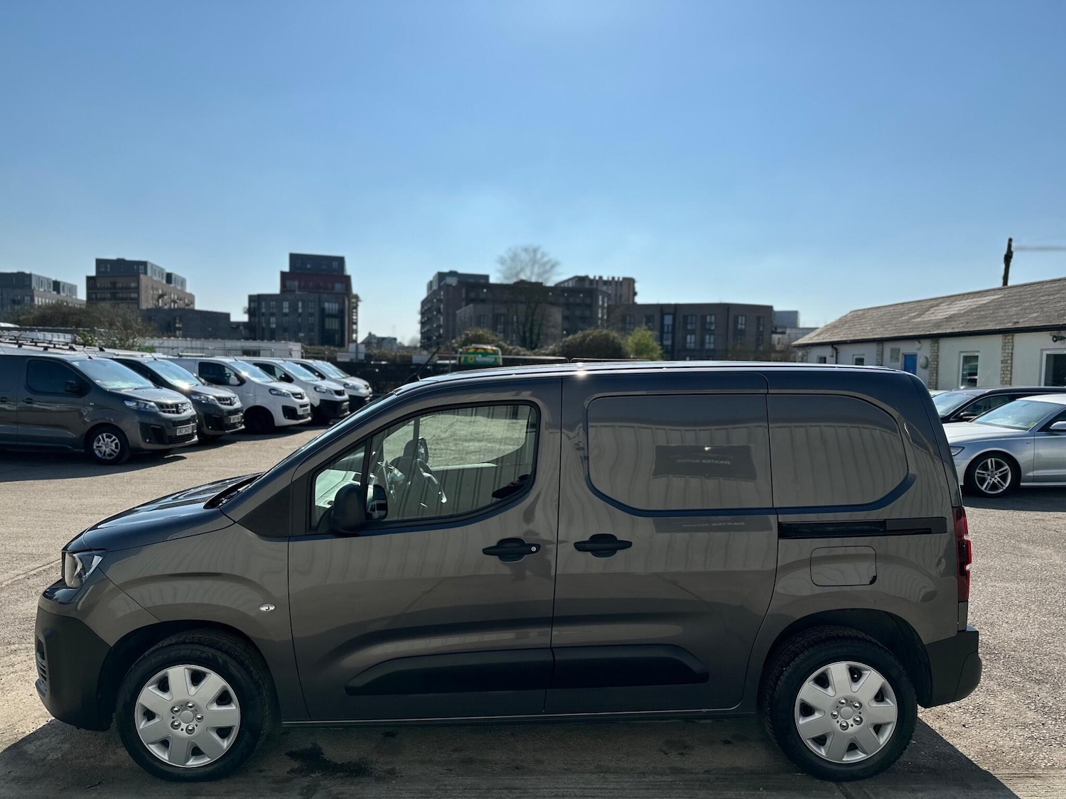 Used Peugeot Partner 2021 for sale - 77957377: Photo 19