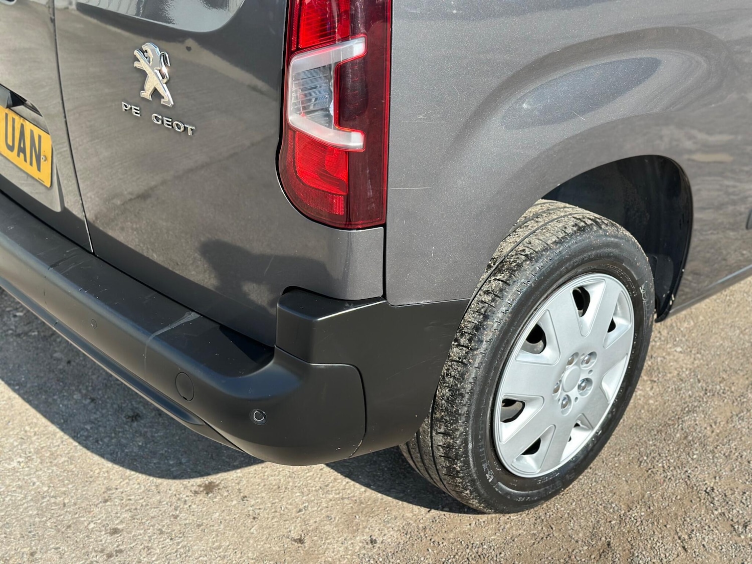 Used Peugeot Partner 2021 for sale - 77957377: Photo 27