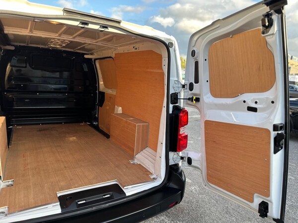 Used Vauxhall Vivaro 2022 for sale - 76094100: Photo 44