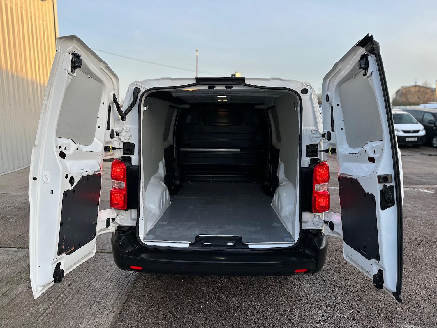 Used Vauxhall Vivaro 2021 for sale - 77479287: Photo 11