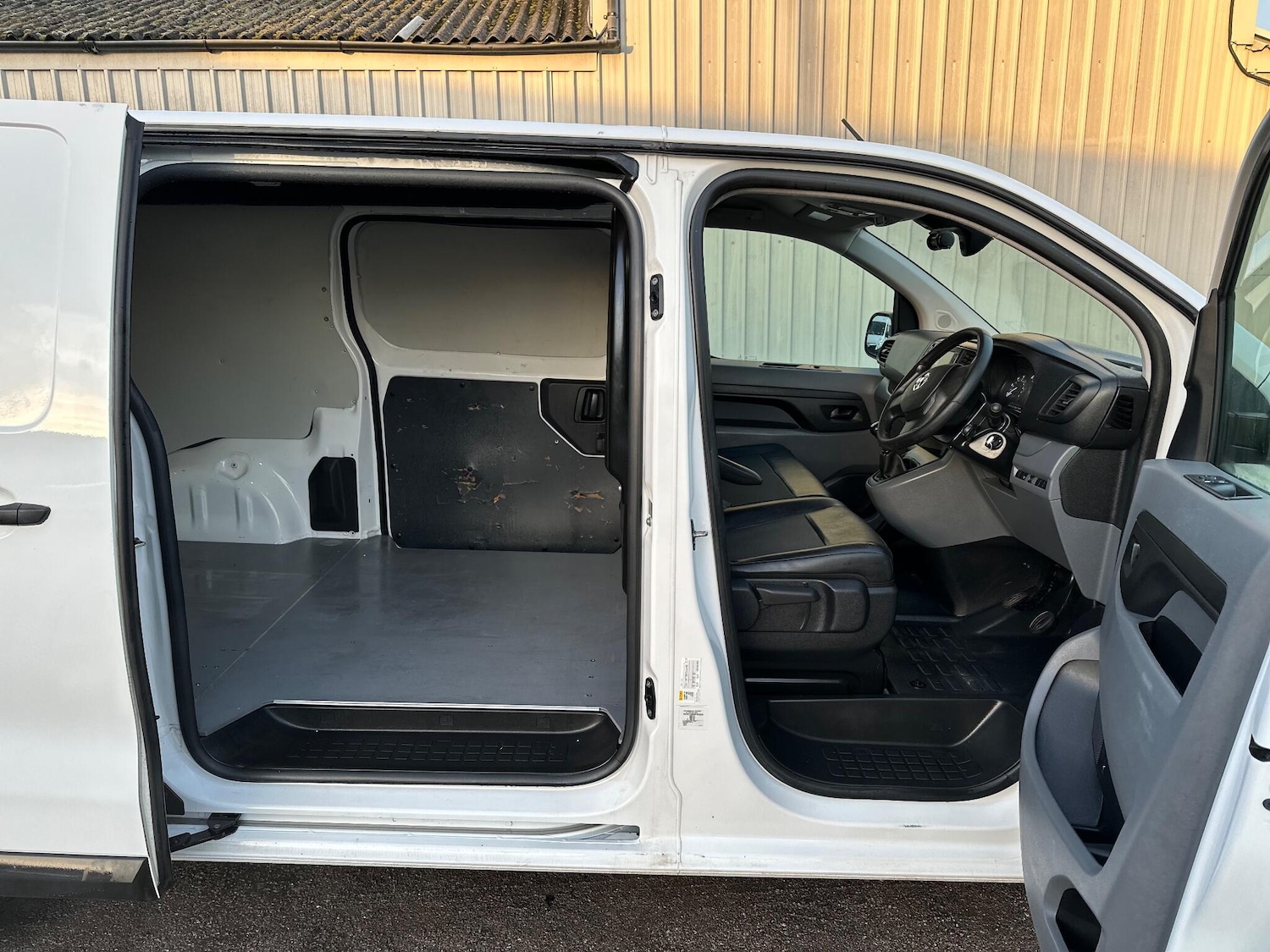 Used Vauxhall Vivaro 2021 for sale - 77479287: Photo 40